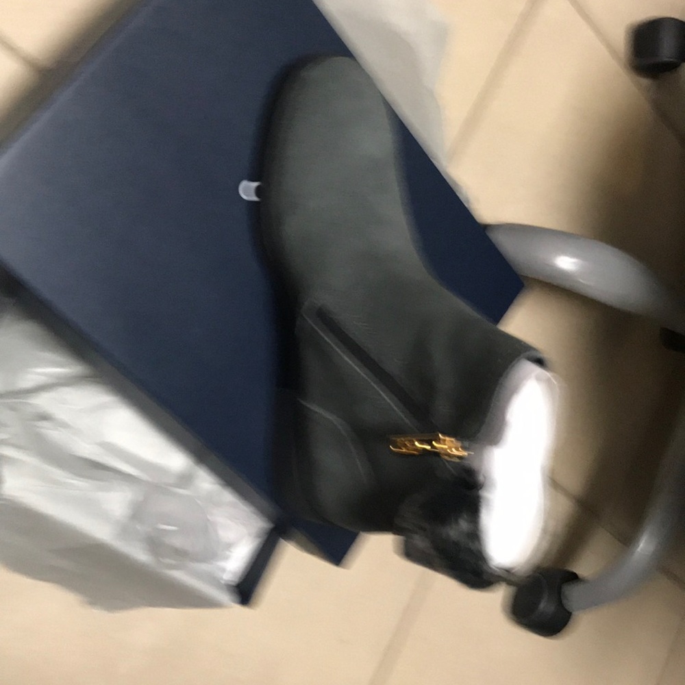All weather boot